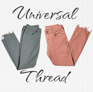 Universal Thread Mid Rise Skinny Jeans